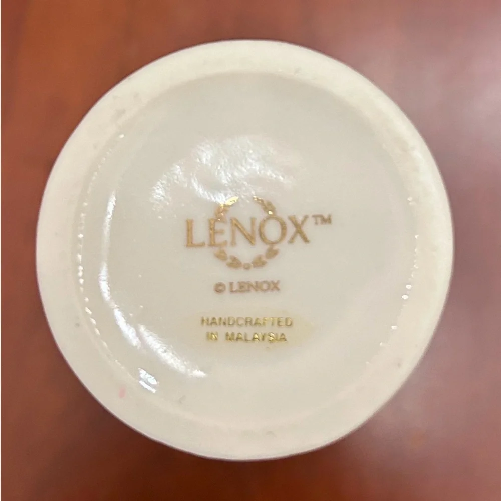 VTG Lenox Retired Ivory porcelain Rosebud collection small vase